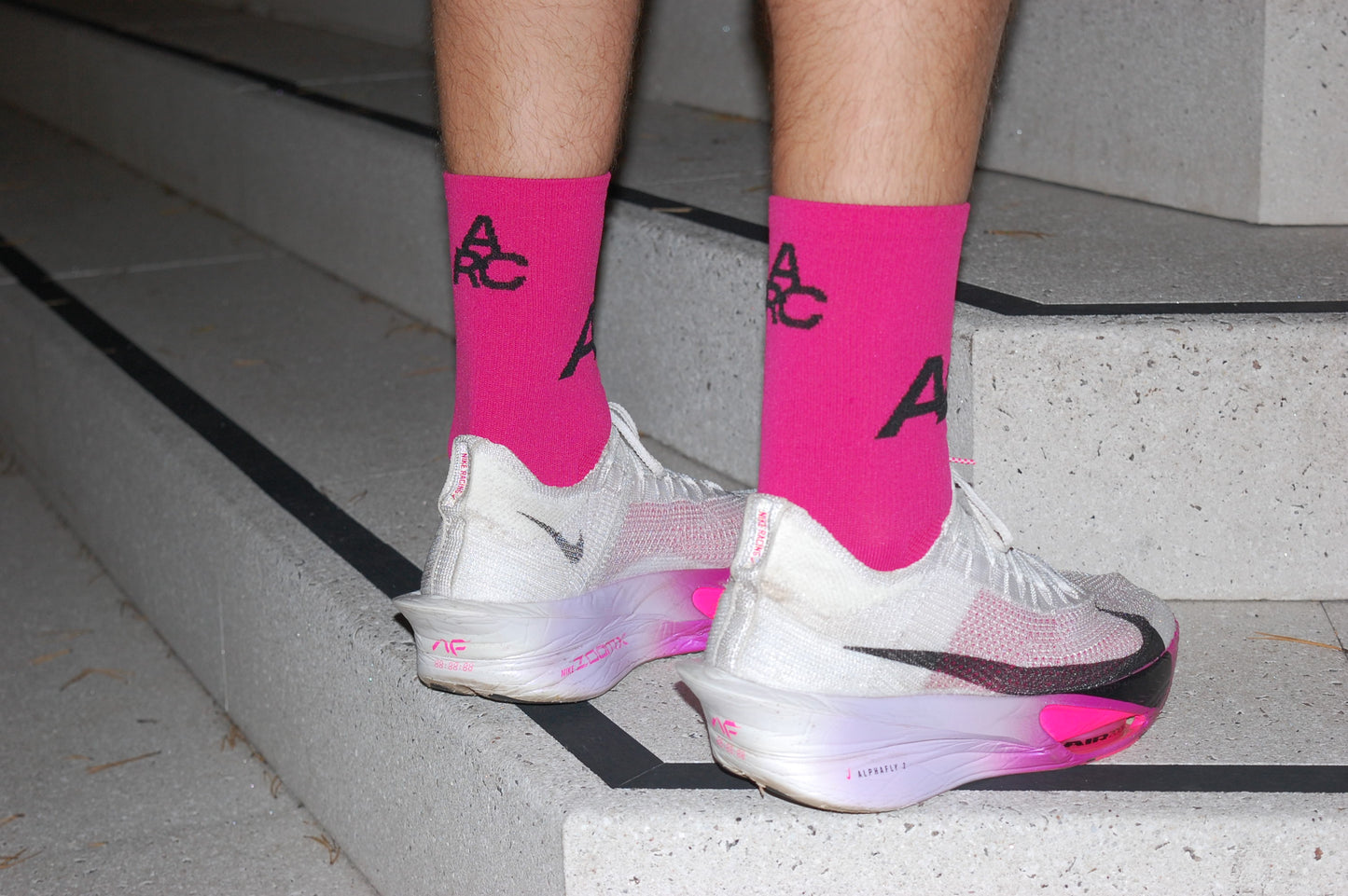 Performance Sock - Electric Pink